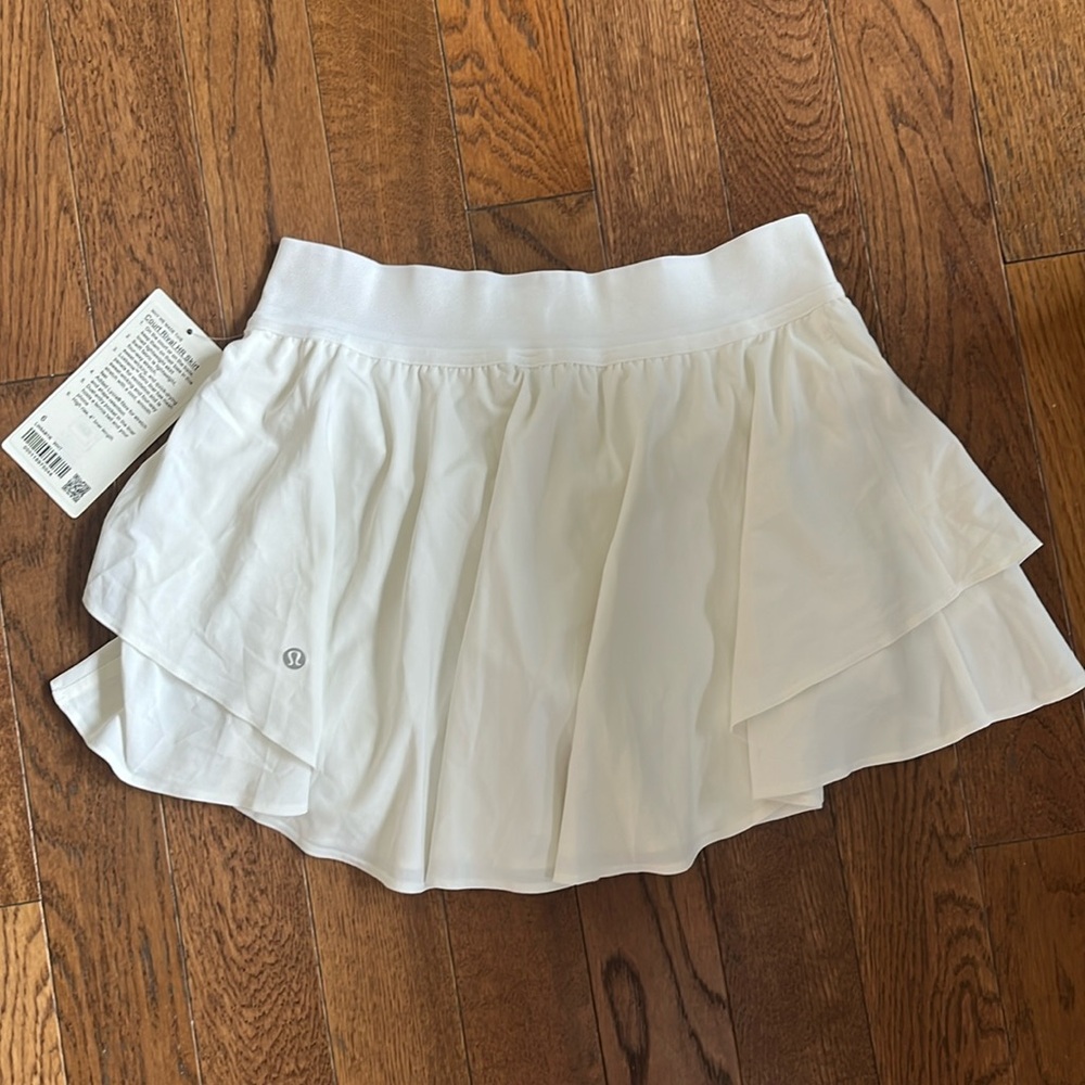 NWT Lululemon Court Rival HR Skirt size 6 white